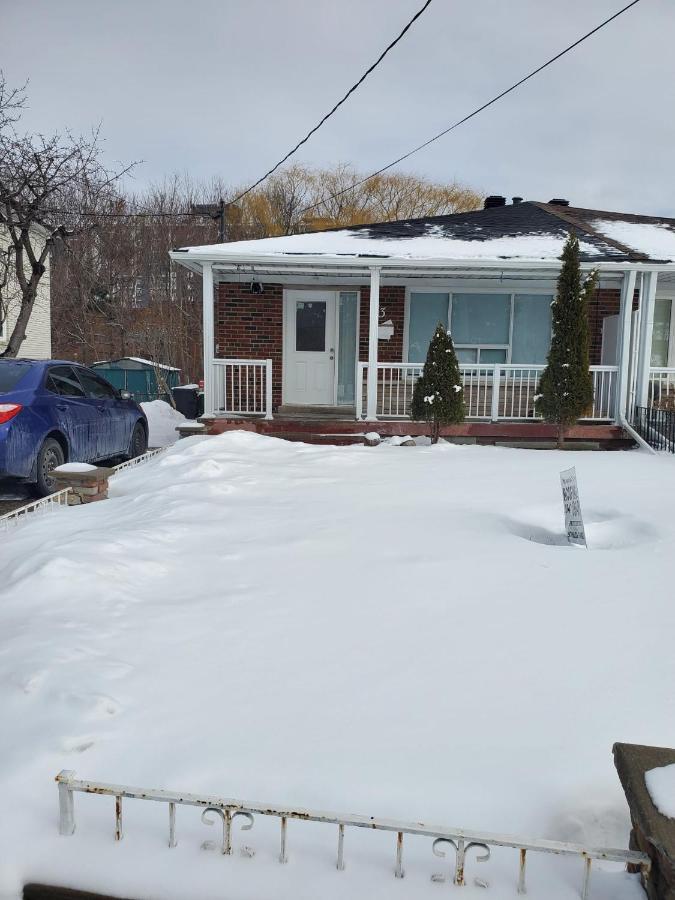 Apartament Maxwell Esabu Toronto Zewnętrze zdjęcie