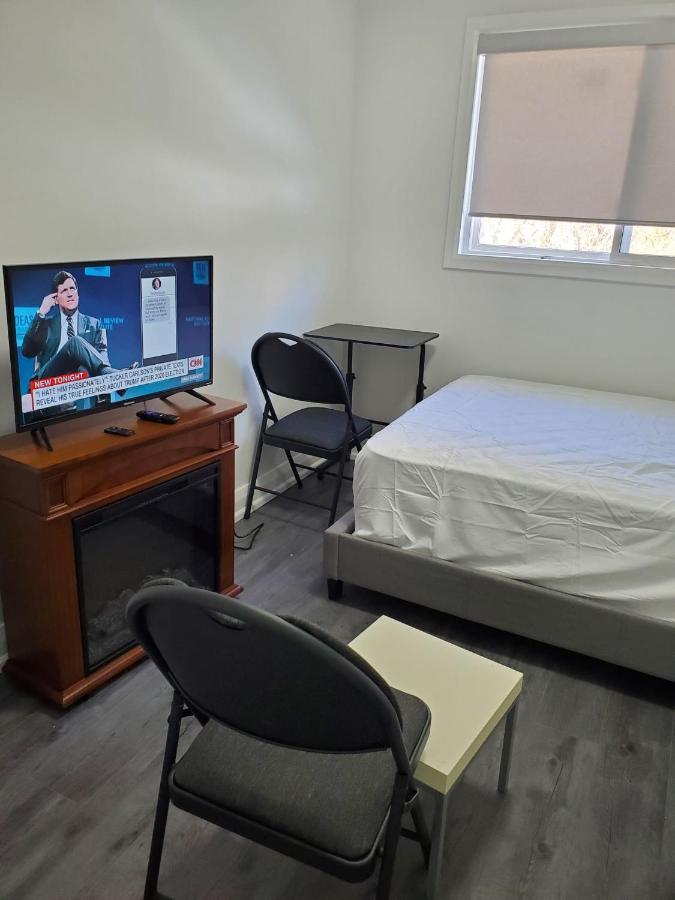 Apartament Maxwell Esabu Toronto Zewnętrze zdjęcie