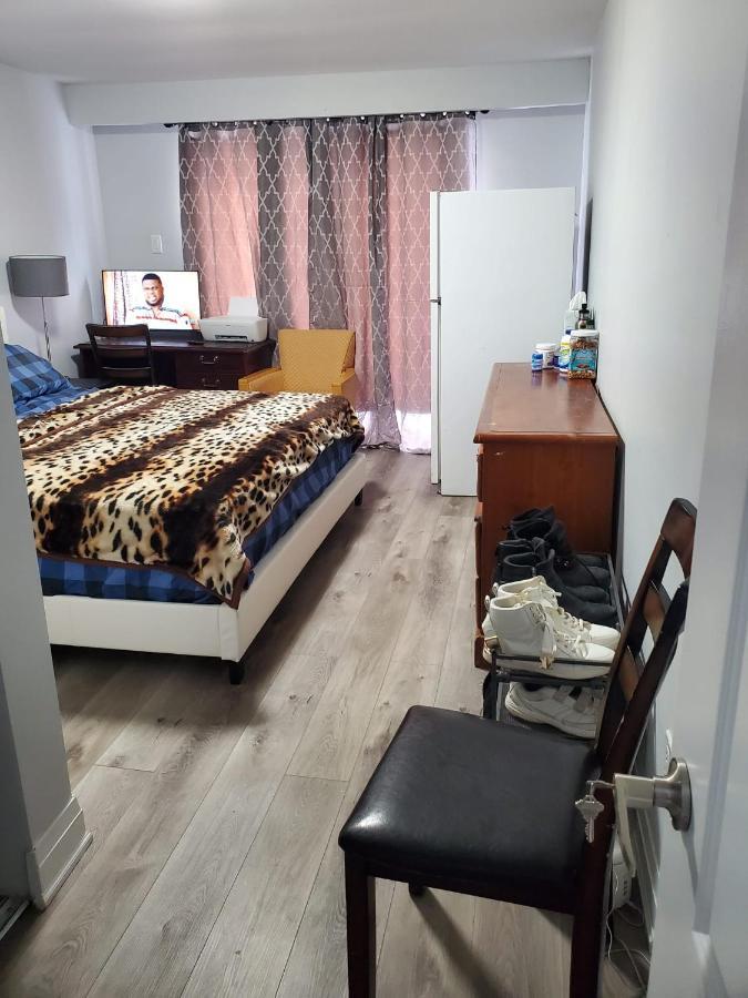 Apartament Maxwell Esabu Toronto Zewnętrze zdjęcie