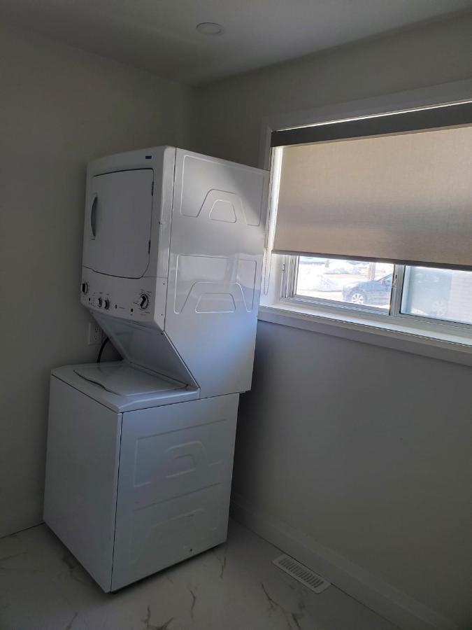 Apartament Maxwell Esabu Toronto Zewnętrze zdjęcie