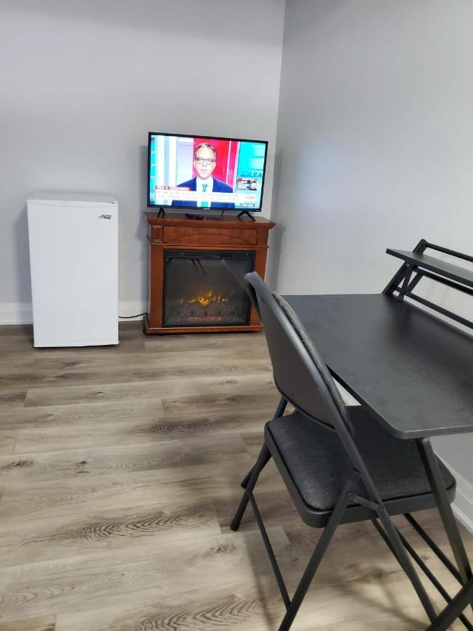 Apartament Maxwell Esabu Toronto Zewnętrze zdjęcie