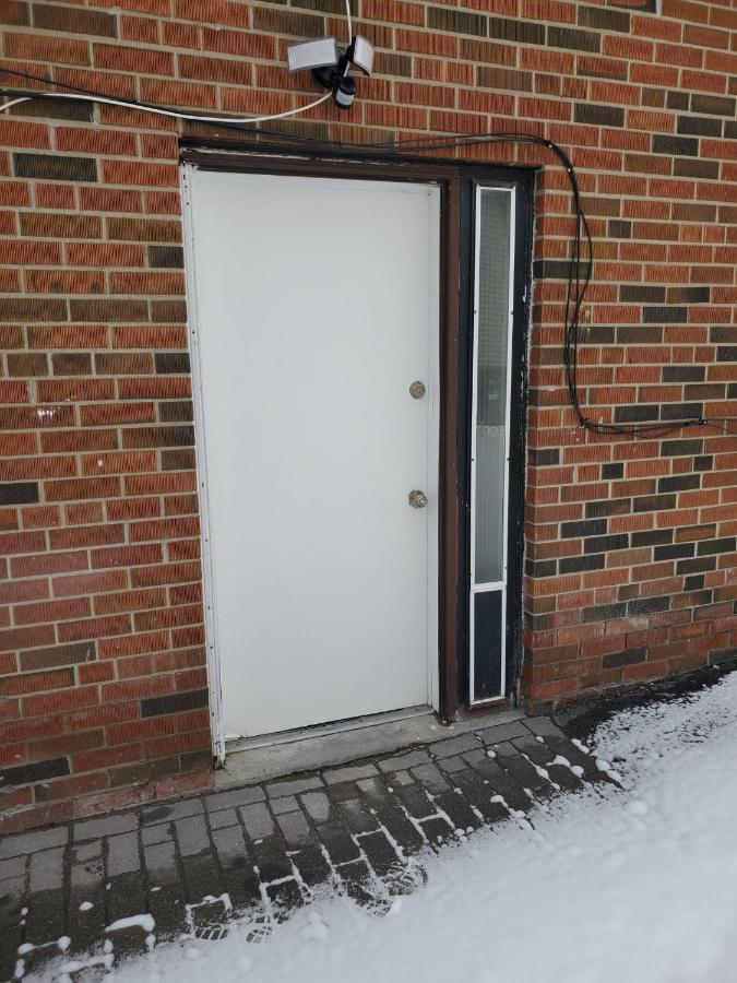 Apartament Maxwell Esabu Toronto Zewnętrze zdjęcie
