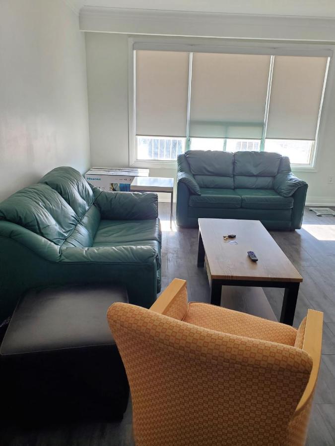 Apartament Maxwell Esabu Toronto Zewnętrze zdjęcie