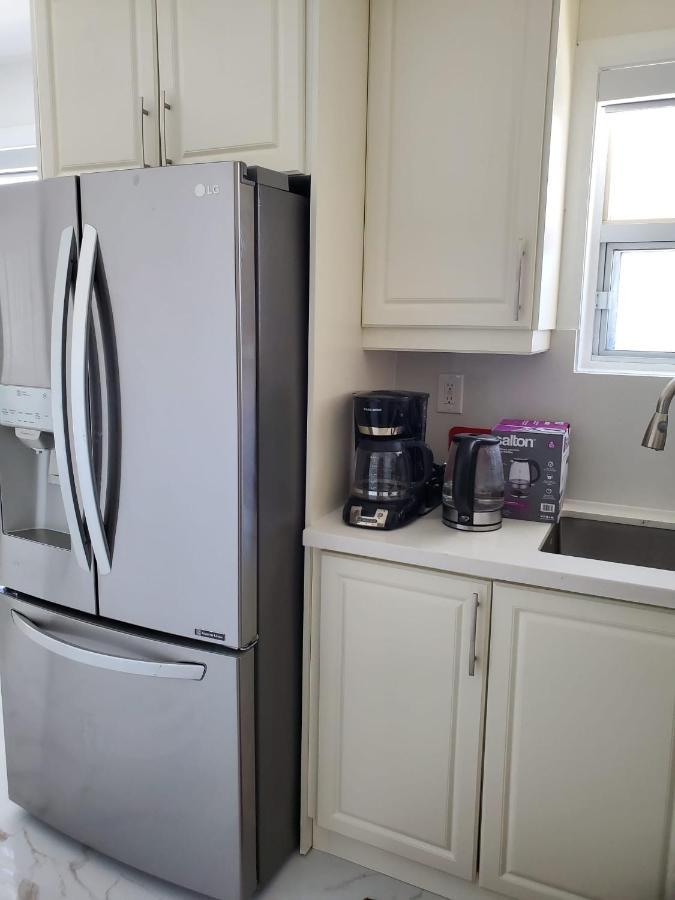 Apartament Maxwell Esabu Toronto Zewnętrze zdjęcie